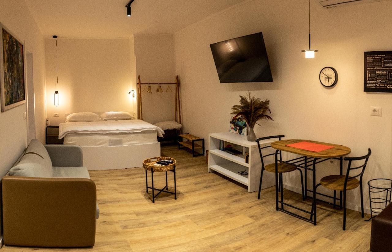Blloku Studio Apartament Tiranë Eksteriør bilde